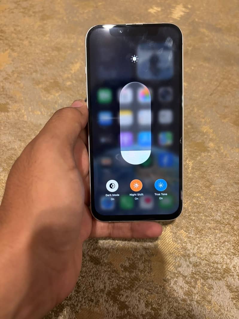 Apple iPhone 14 6