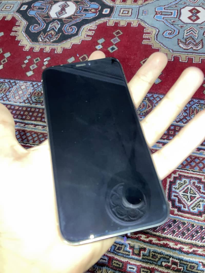Apple iPhone X 0