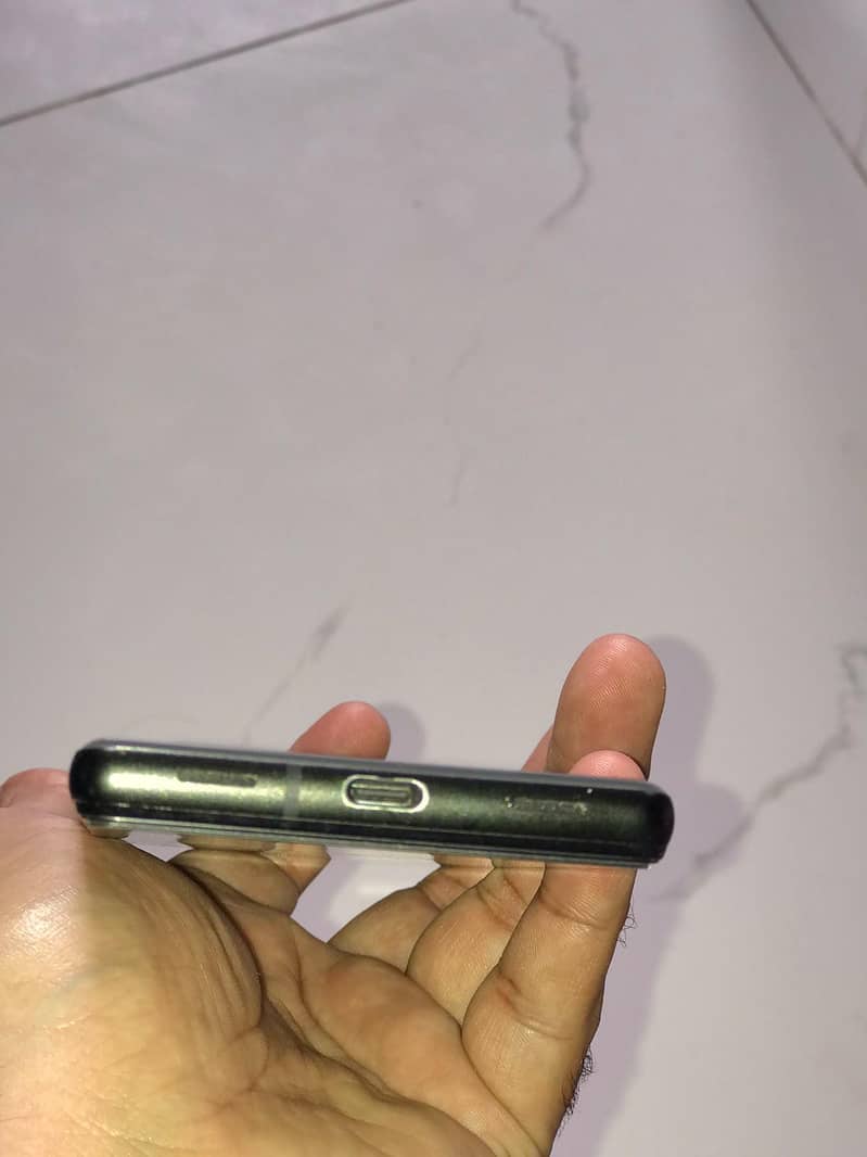 Google Pixel 6a 4