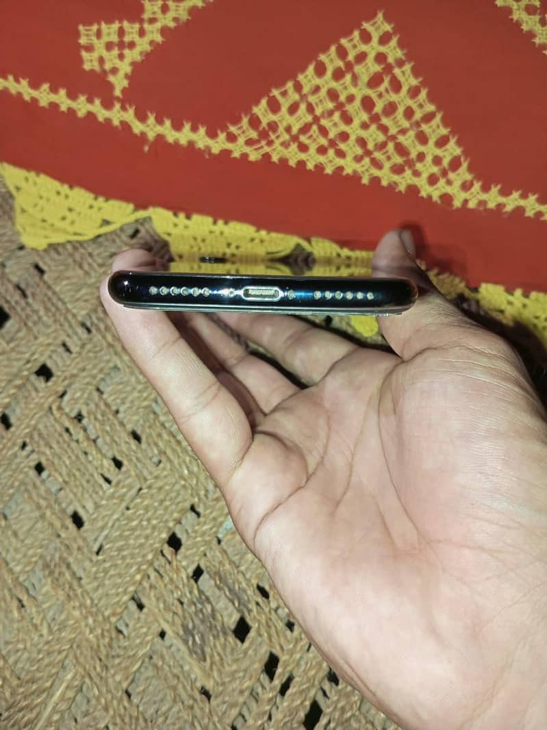 Apple iPhone X 1