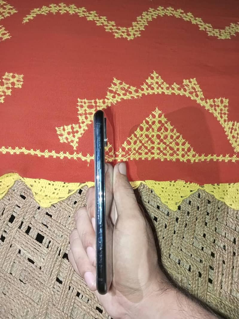 Apple iPhone X 2