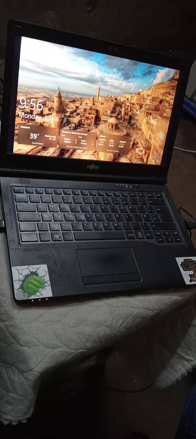 Fujitsu core I 5  11 th generation
