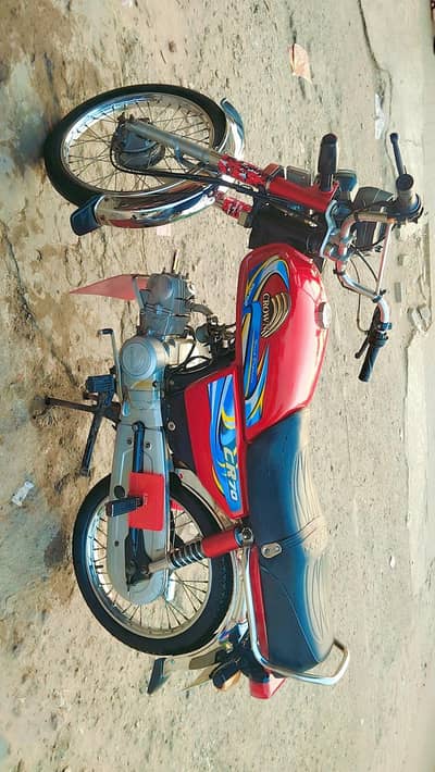Crown bike 70cc model 2024 for sale lush condition