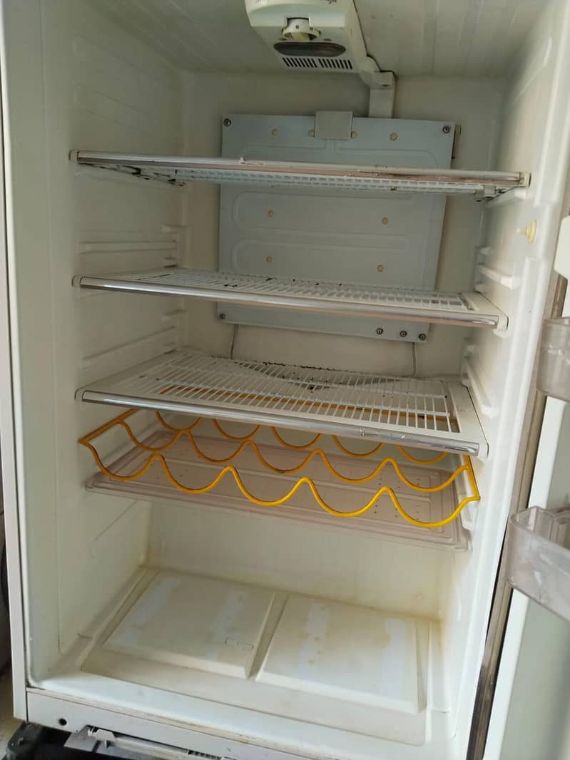 Dawlance fridge 2