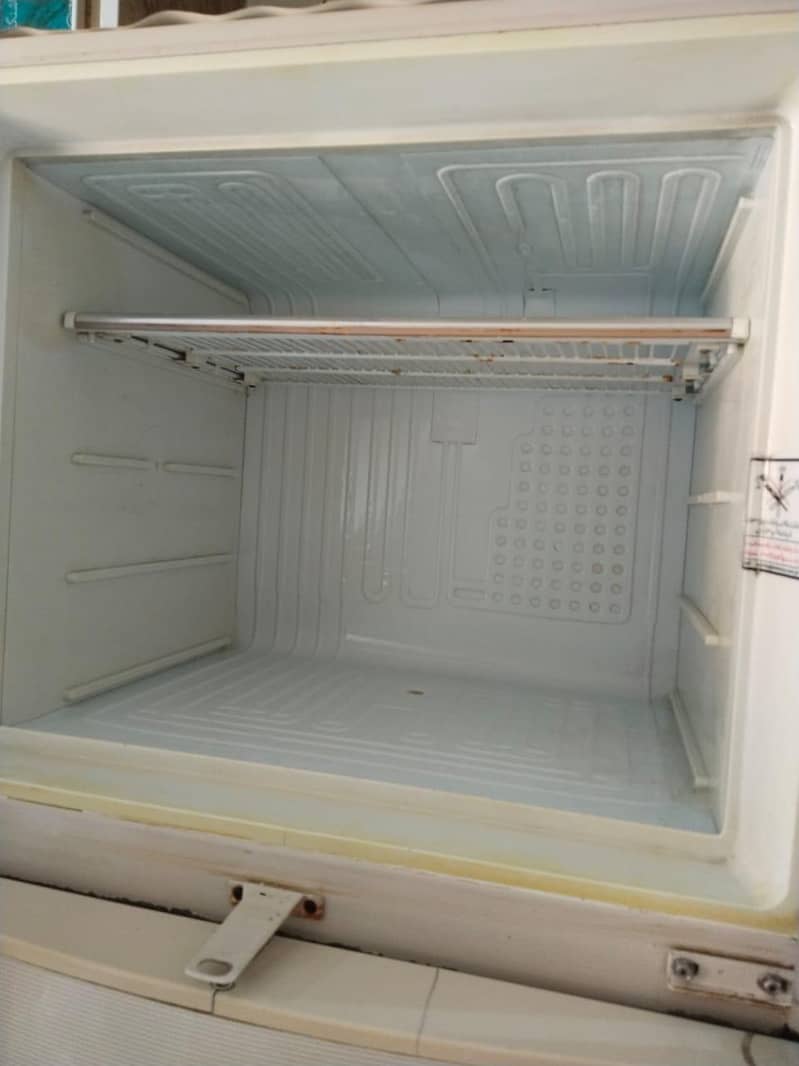 Dawlance fridge 5