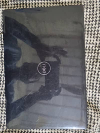 Dell Latitude 5400 8/256  Core i5 8th generation Excellen battery 