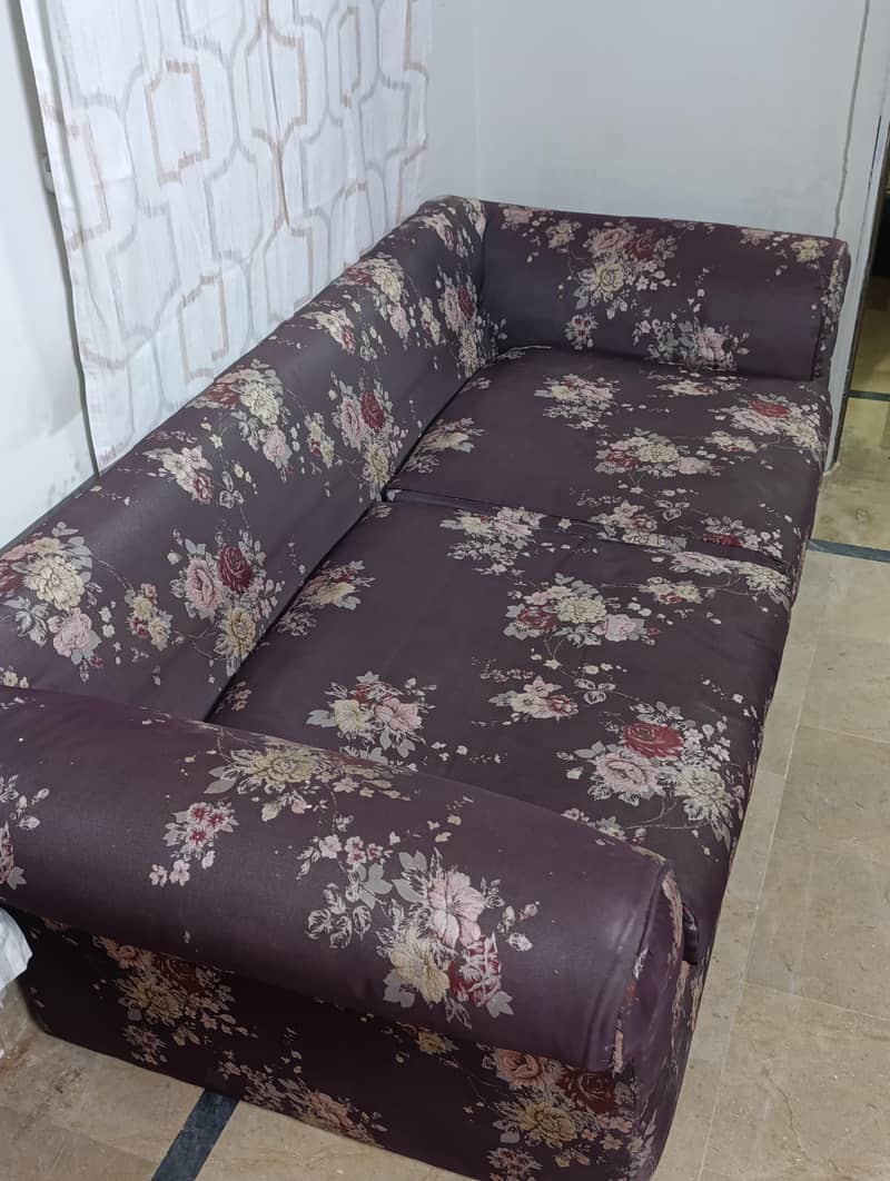 sofa. 1
