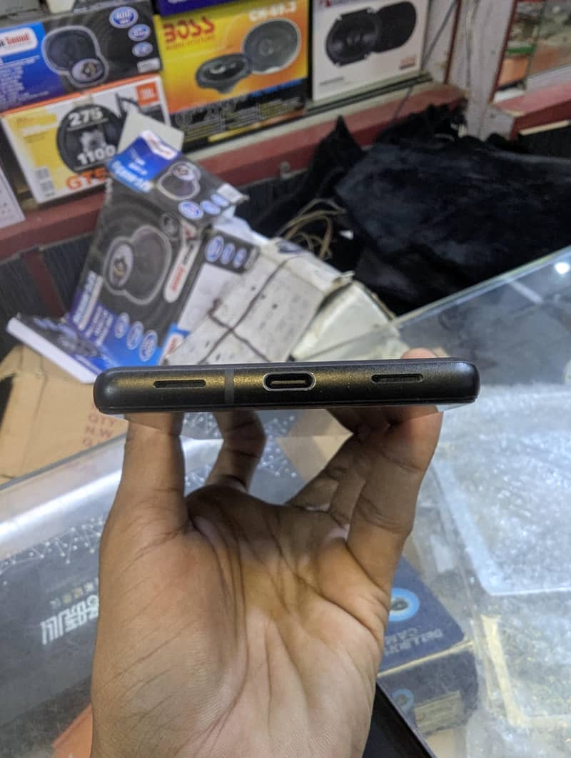 Google Pixel 6a 3