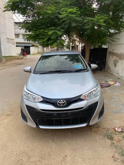 Toyota Yaris 2021 gli cvt