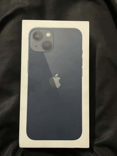 Apple iPhone 13