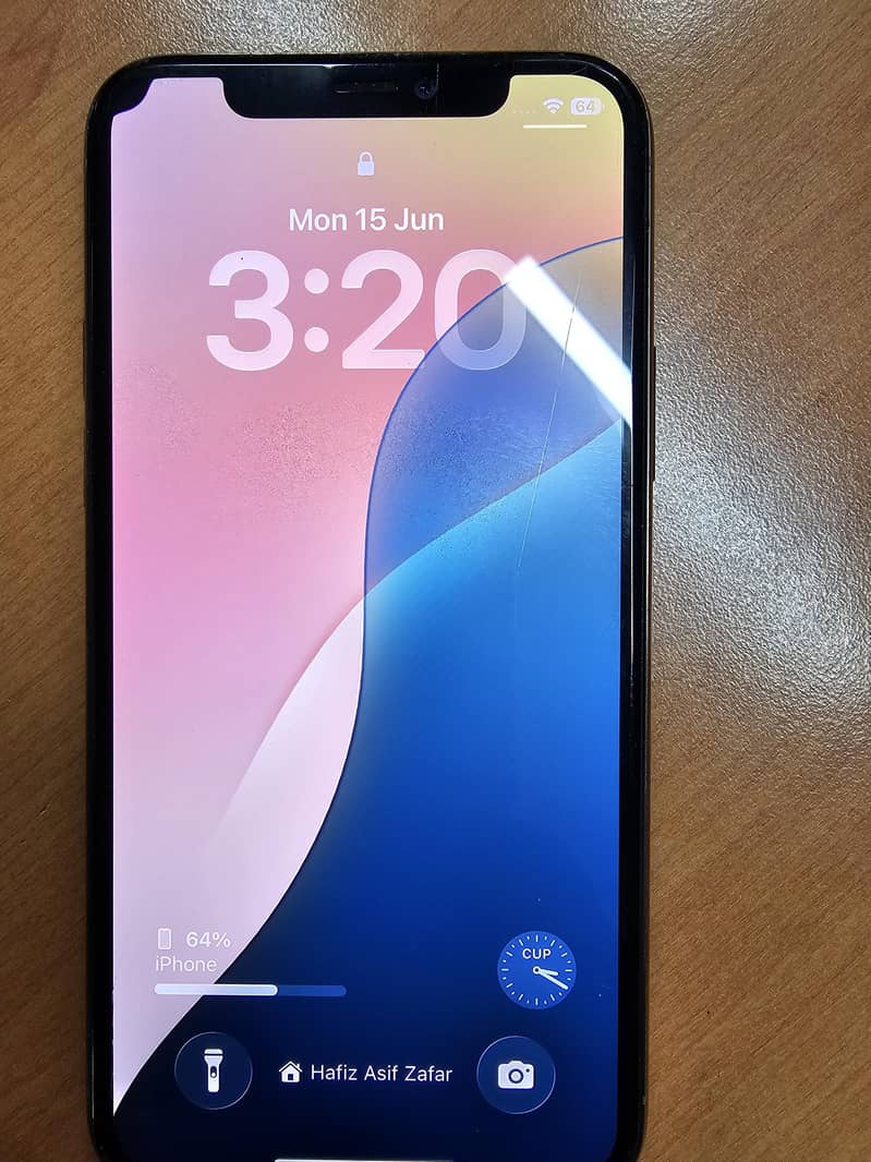 Apple iPhone 11 Pro 4