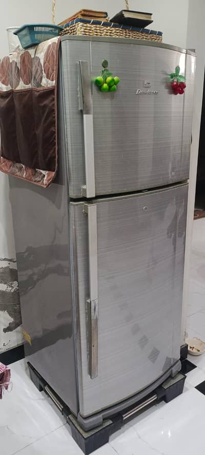 Dawlance large size fridge in good condition