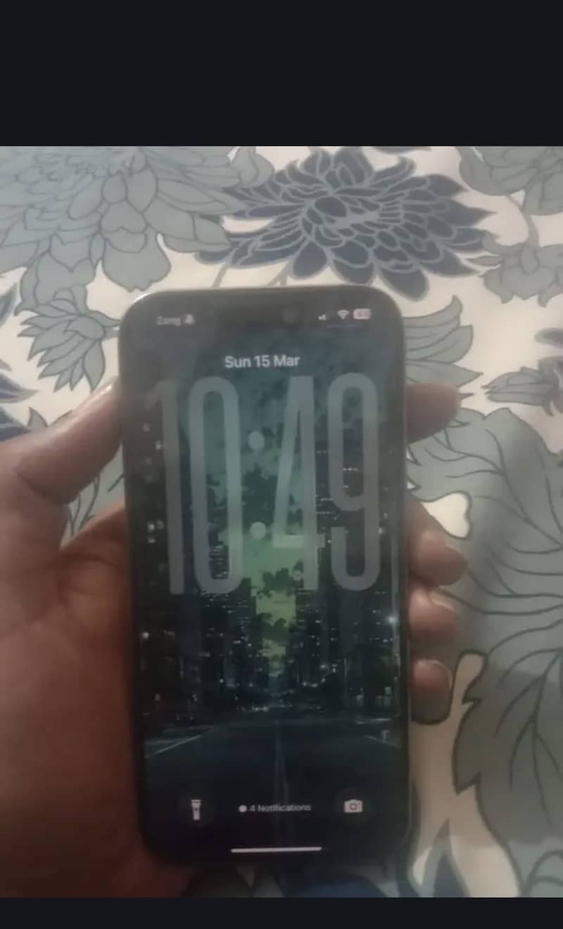 Iphone 15 pro 0