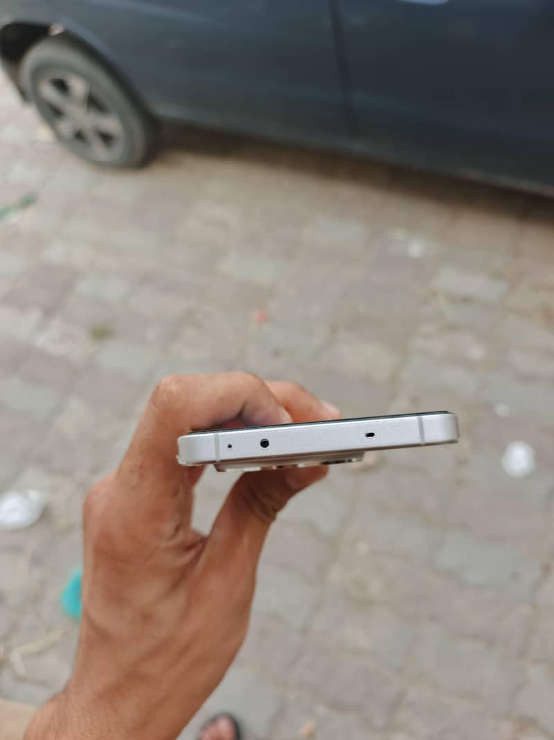 One Plus Ace 5 5