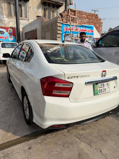 Honda City IVTEC 2015