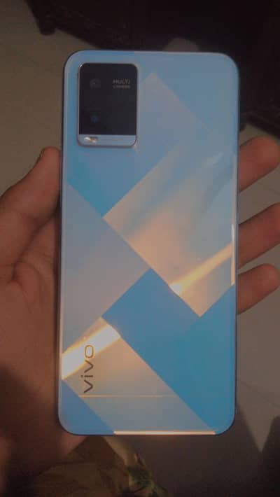Vivo Y21 4GB RAM 64GB ROM Diamond Glow 10/10 Condition All Genuine