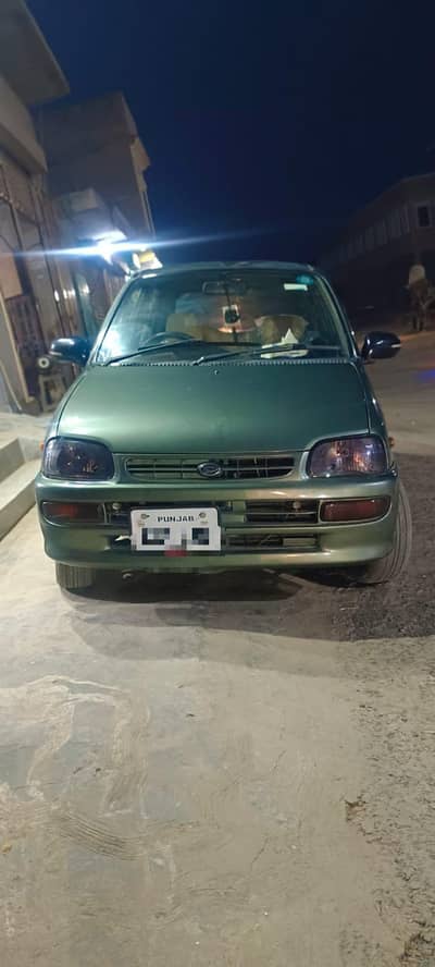 Daihatsu Cuore 2012