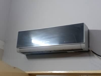 Electrolux 1.5 Ton Split AC with SANYO Outdoor Unit – Good Cooling