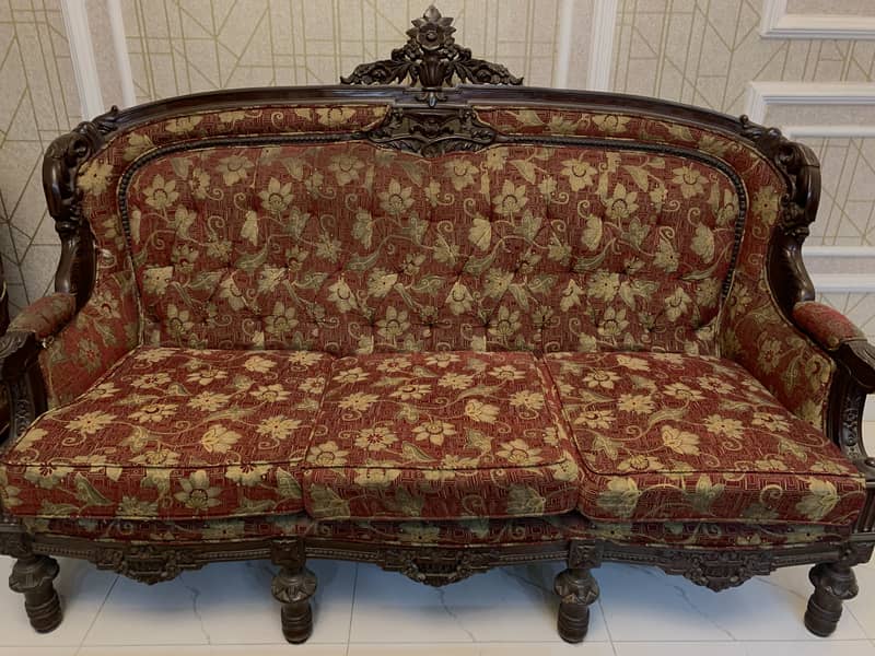 Sofa set 0