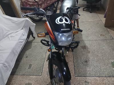 honda pridor black colour 2018 model