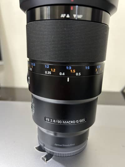 Sony FE 90mm F2.8 Macro G OSS
