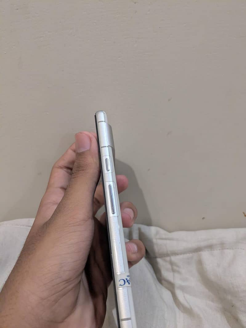 Google Pixel 7 5