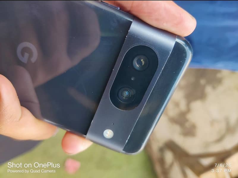 Google Pixel 8 3