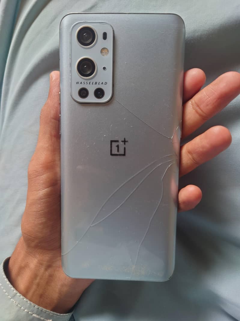 One Plus 9 Pro 0