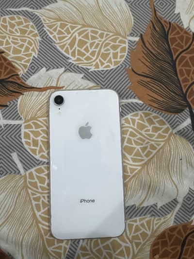 Apple iPhone XR