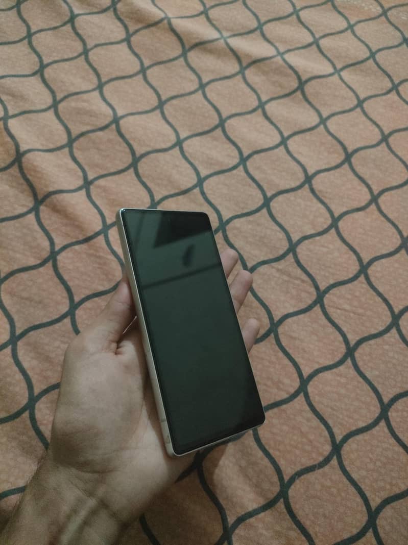 Google Pixel 7a 3