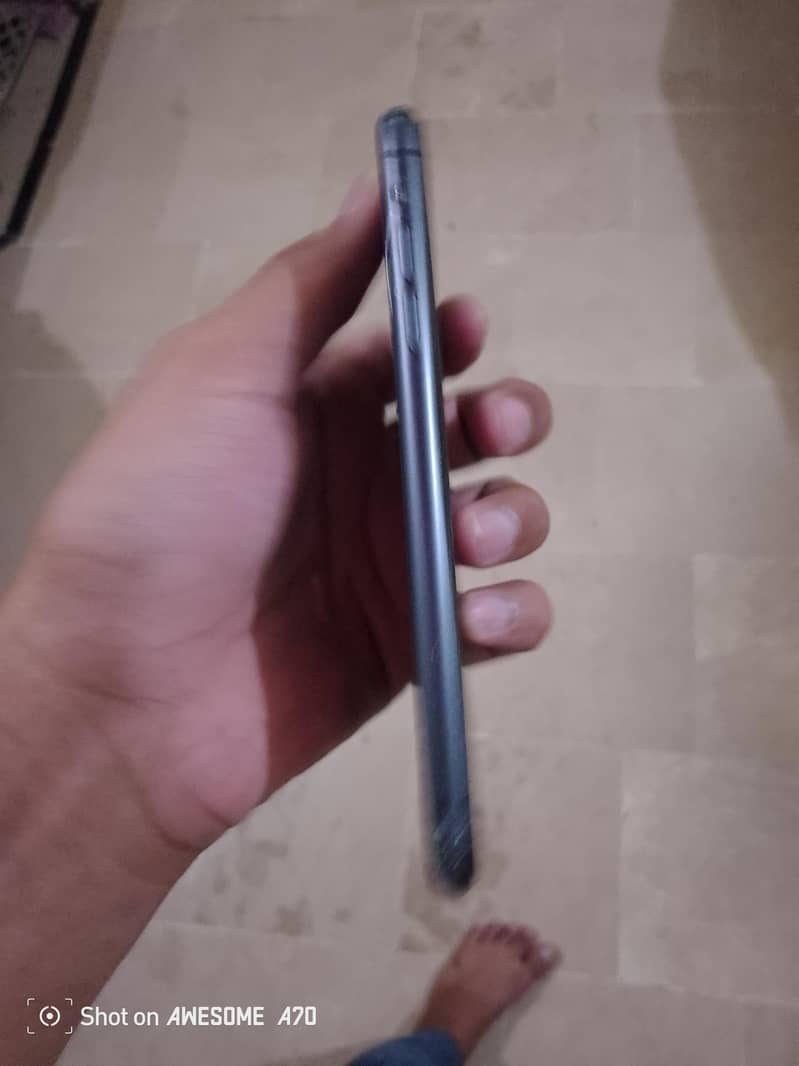 Apple iPhone 11 1