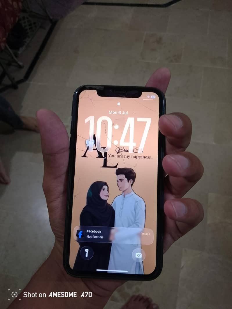 Apple iPhone 11 4