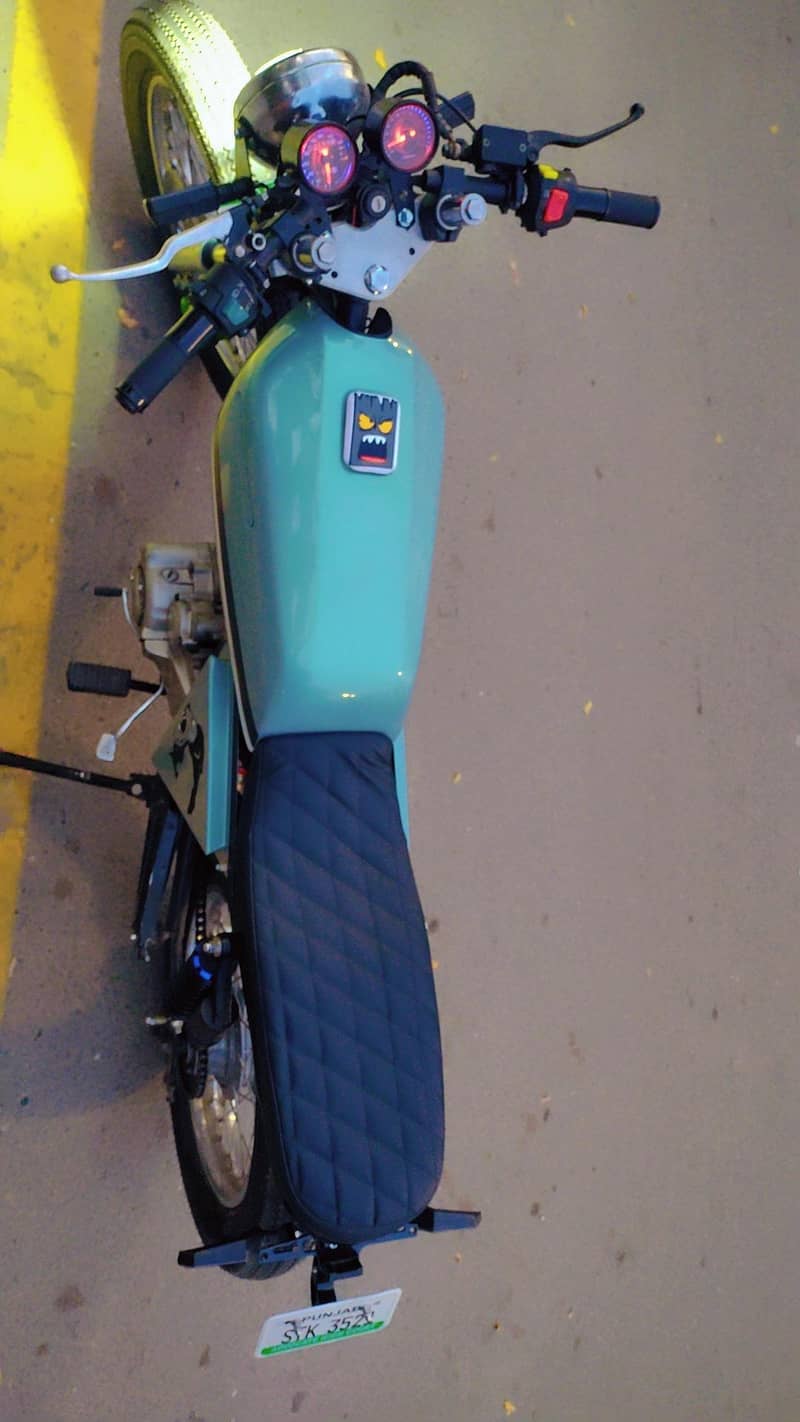 Cafe Racer Modified 2