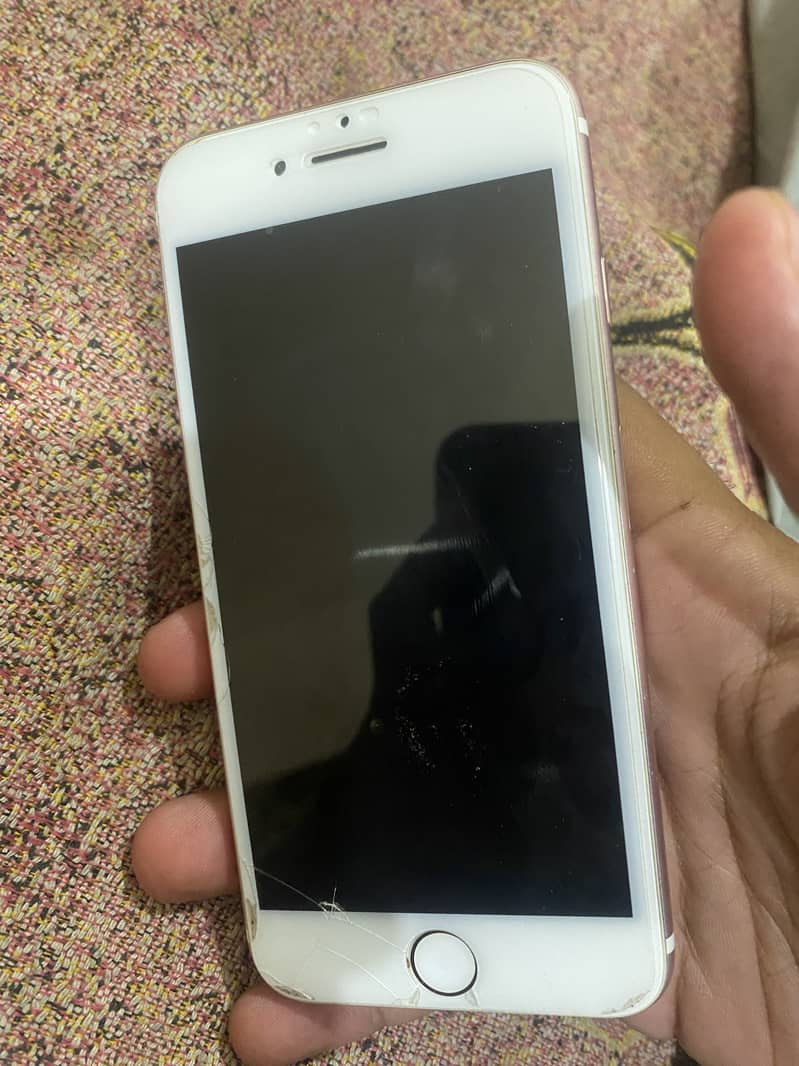 Apple iPhone 7 1