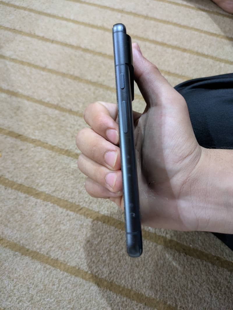 Google Pixel 8 2