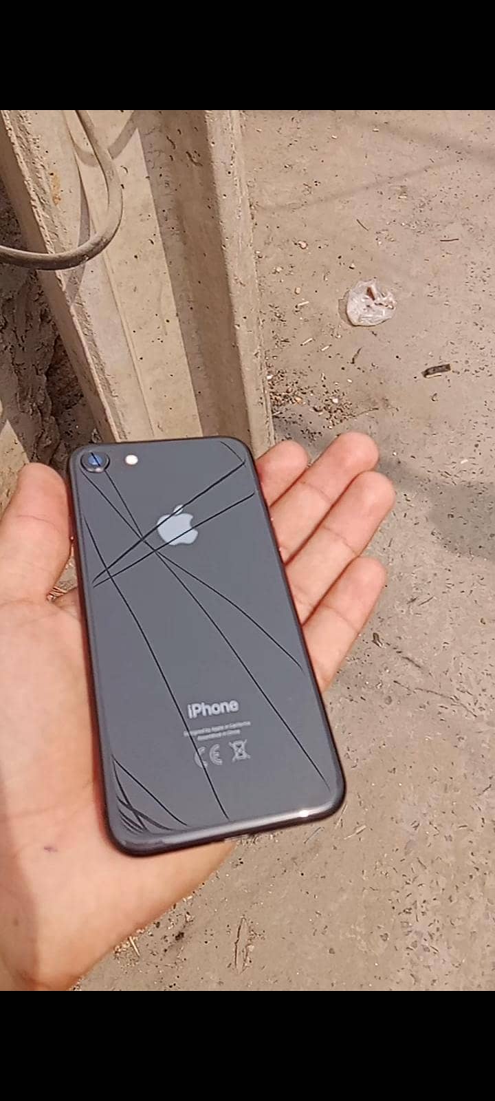 Apple iPhone 8 3