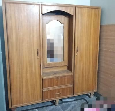 dressing almari for sale contact number 03051063506