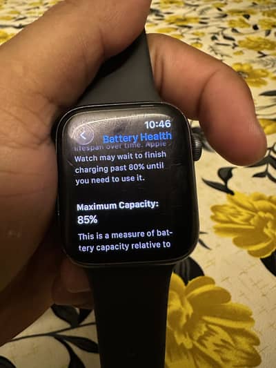 Apple Watch Series 6 44mm and Samsung tab A9