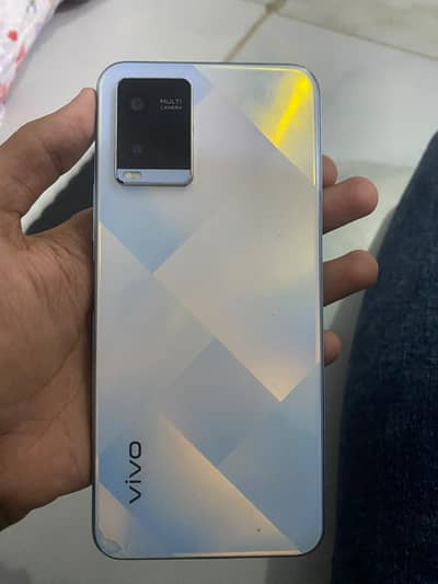 Vivo Y21