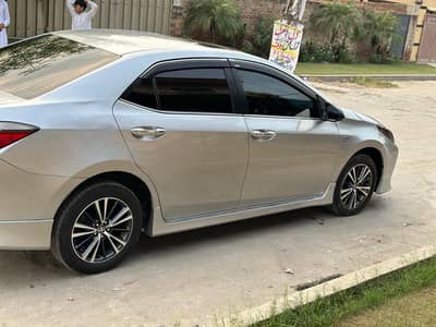 Toyota Altis Grande 2021