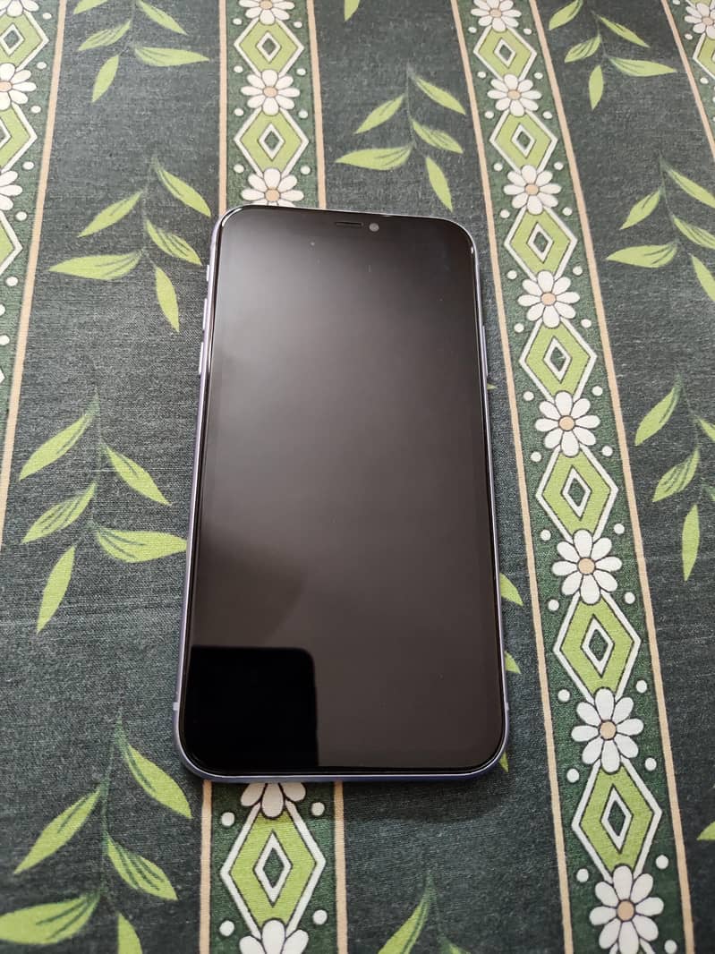 Apple iPhone 11 7