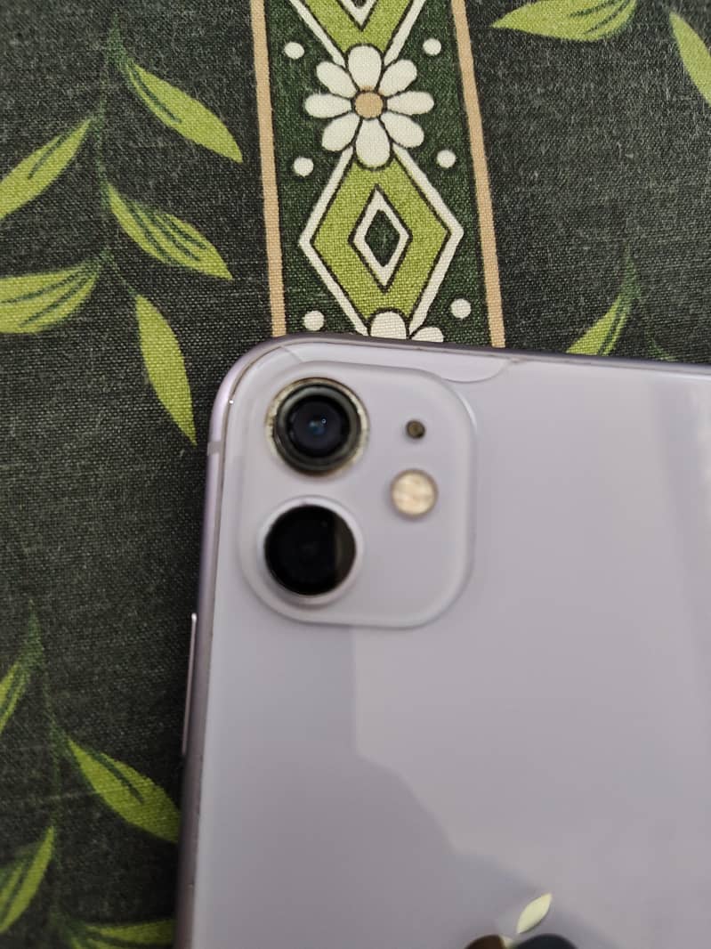 Apple iPhone 11 8