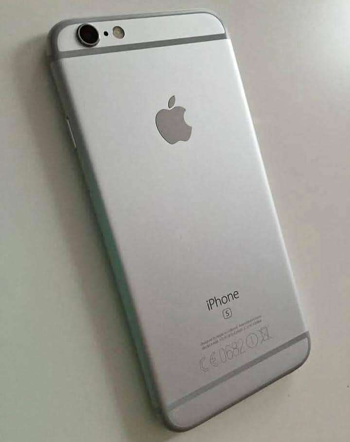 Apple iPhone 6S Plus 4