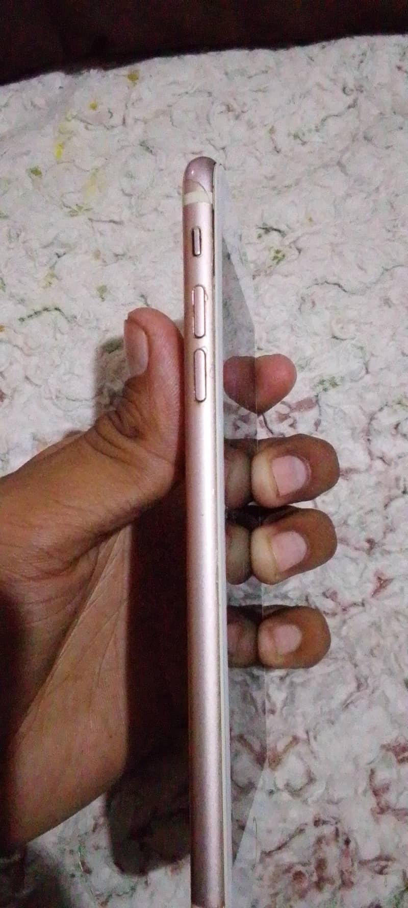 Apple iPhone 7 Plus 1