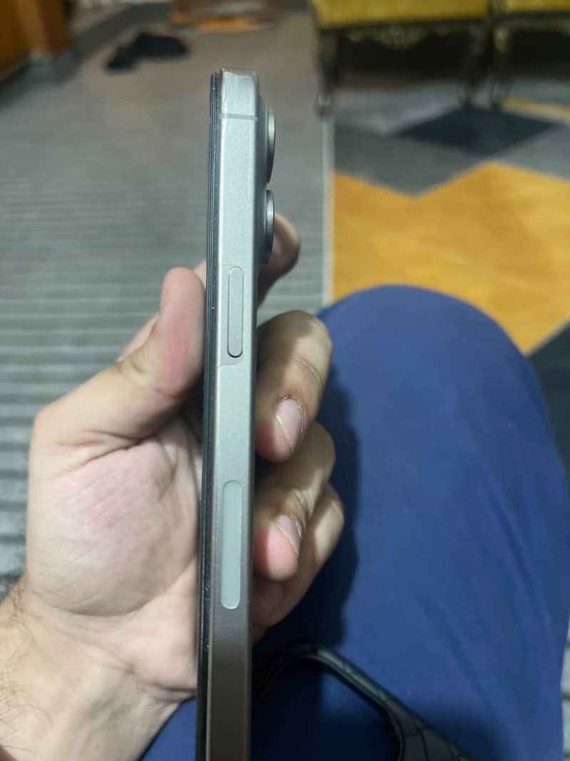 Iphone 15 pro max 2