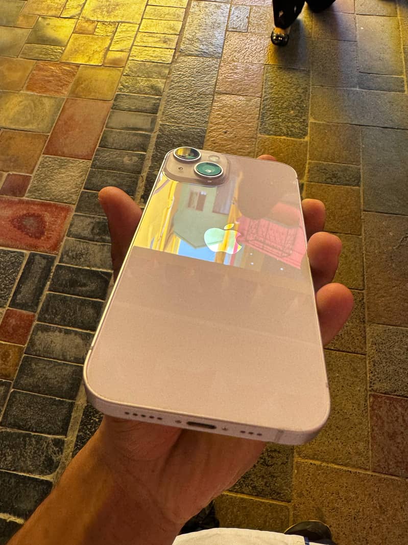 Apple iPhone 14 1
