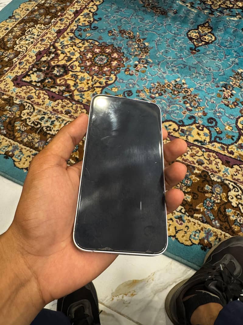 Apple iPhone 14 7