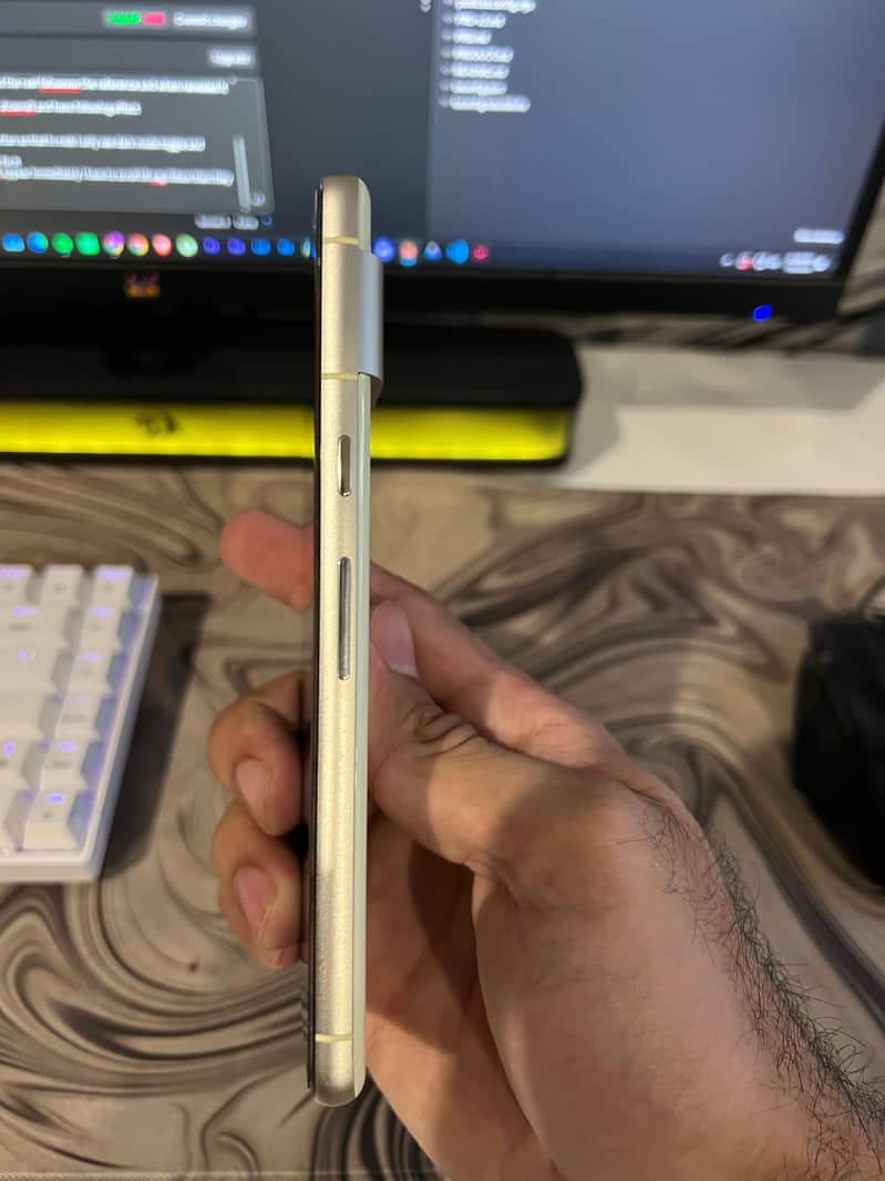 Google Pixel 7 2