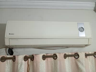 Gree split AC 1.5ton