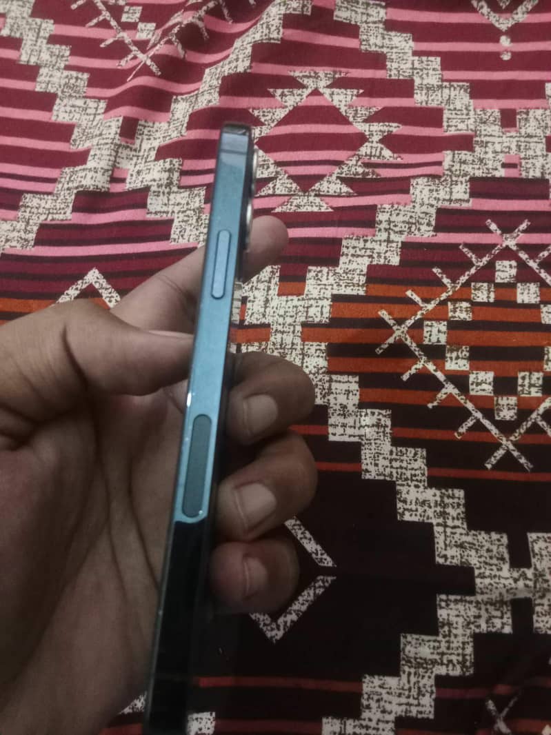 iphone 12 pro 1